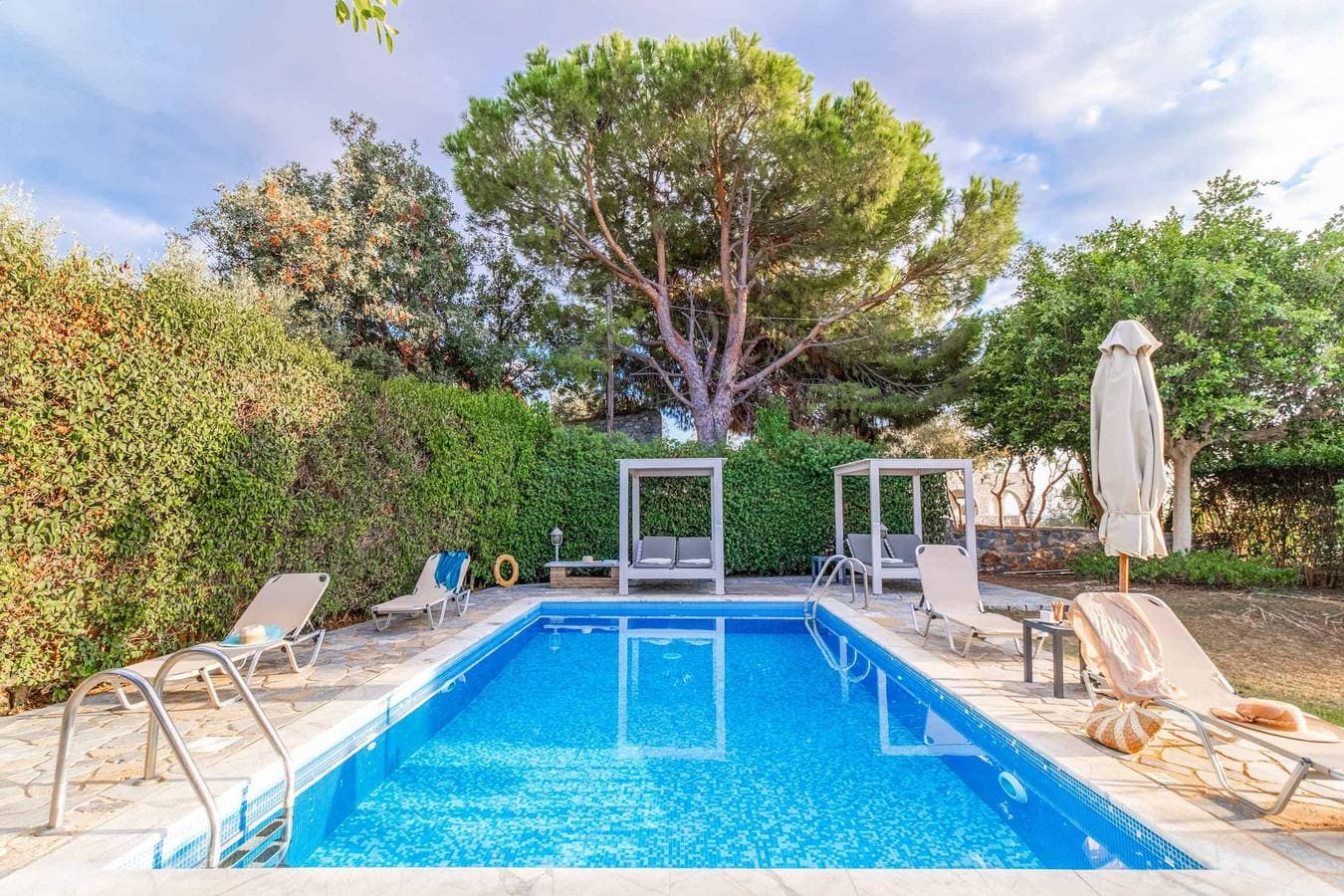 Villa 1