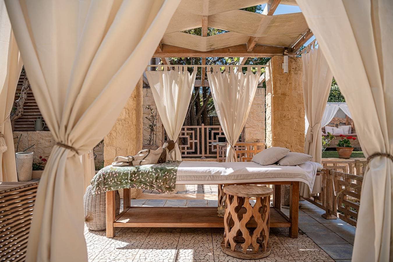 Foto 6 von 29: Villa Thalvire, Private Pool and Sauna, Furnished Terrace, Kalathas
