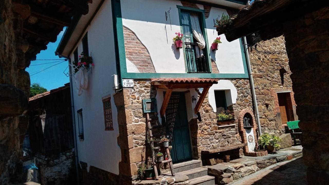 Cal Gallo (Vivienda Vacacional) 1