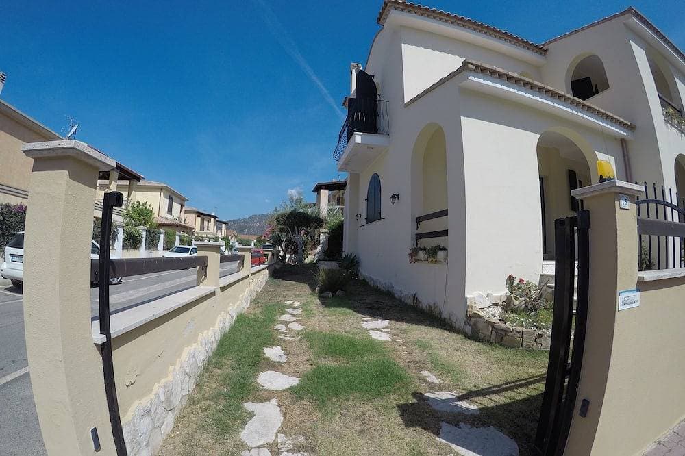 Foto 9 von 23: Villa mit Garten in einem kleinen Paradies
