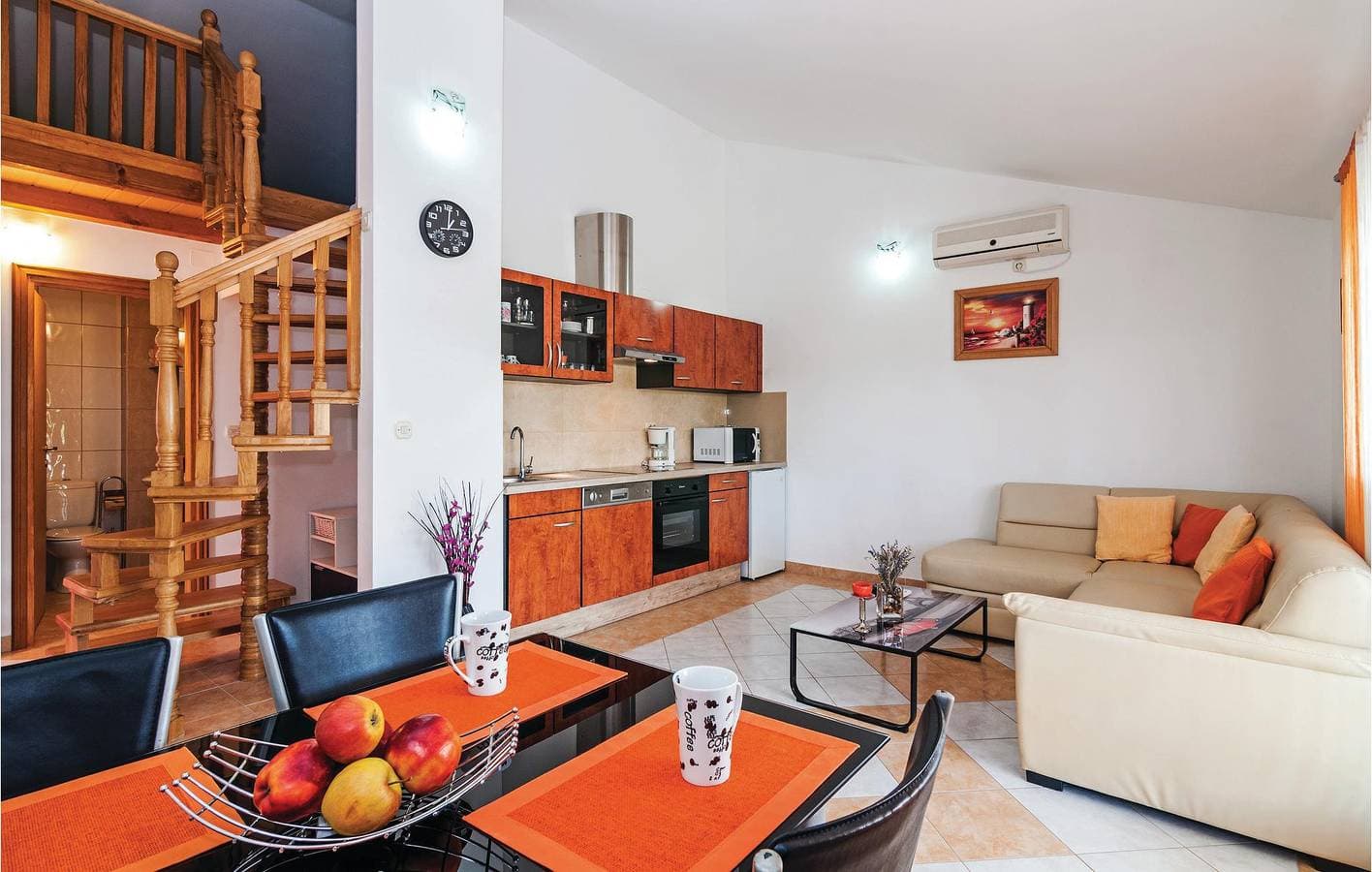 Foto 7 von 37: Gemütliche Wohnung mit Terrasse, WLAN und Parkplatz, 1,5 km bis zur Küste