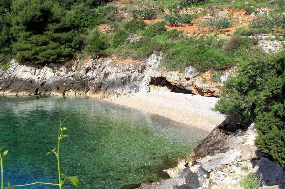 Foto 7 von 10: Studio Appartement am Strand Bucht Tvrdni Dolac, Hvar