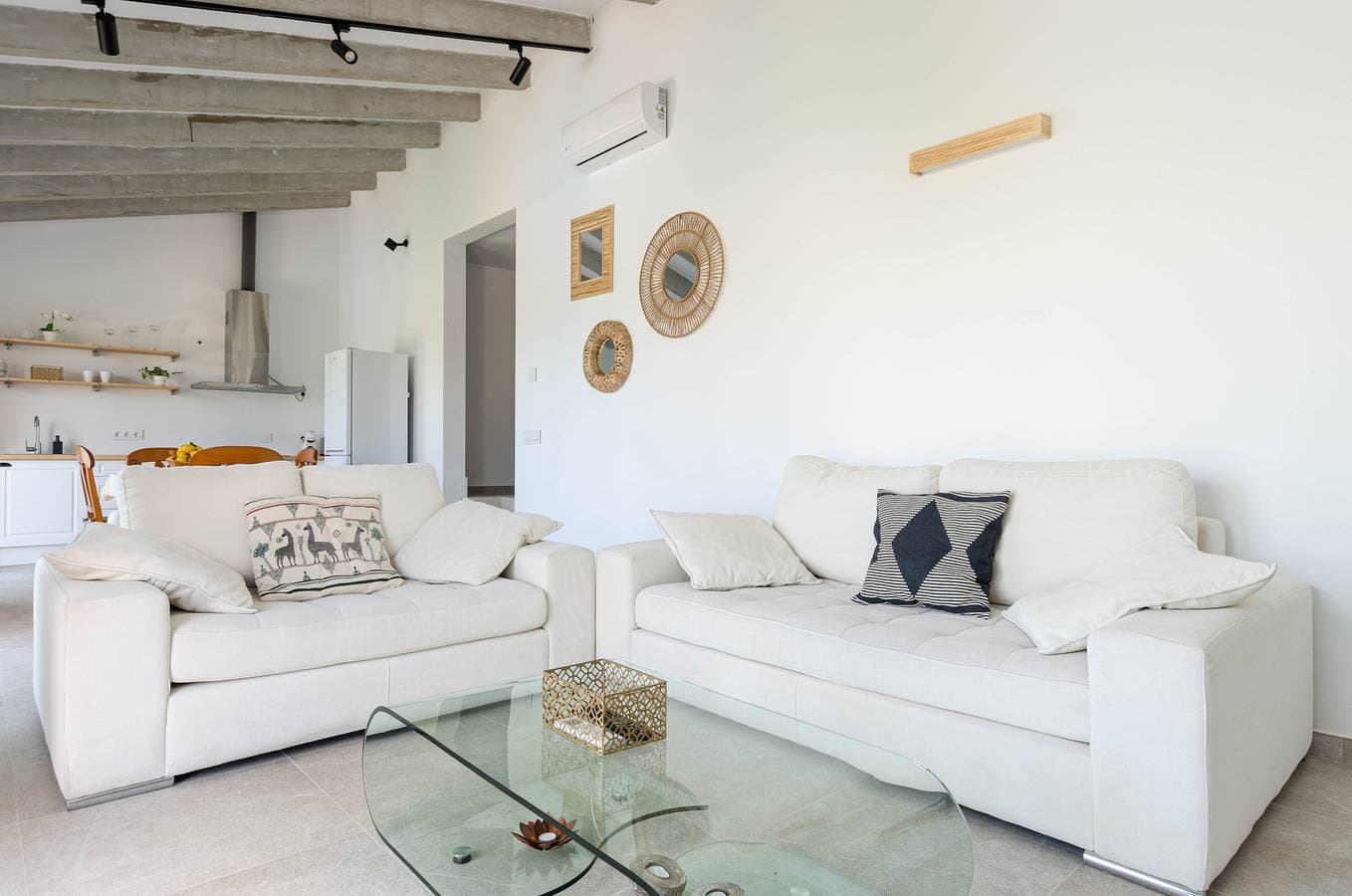 Foto 12 von 47: YourHouse Can Covetes