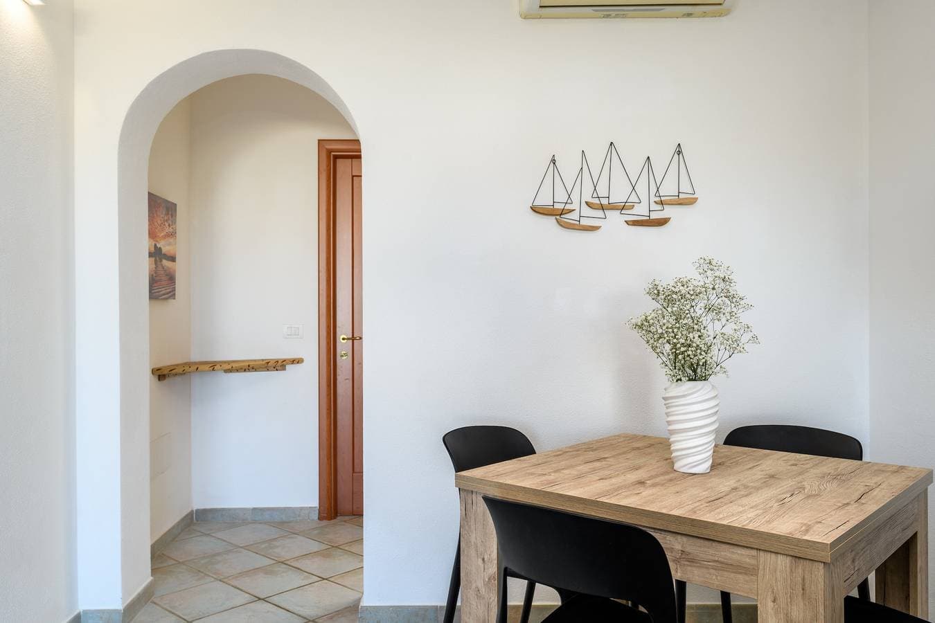 Foto 12 von 25: Apartment „Lazulite - Sardinienurlaub“ mit Gemeinschaftspool, WLAN und Klimaanlage