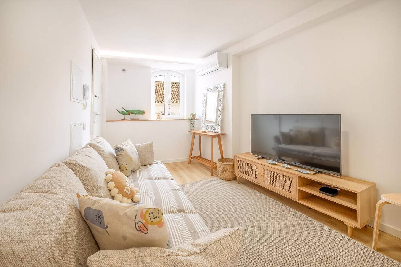 Foto 3 von 32: Ferienwohnung für 6 Personen mit Balkon