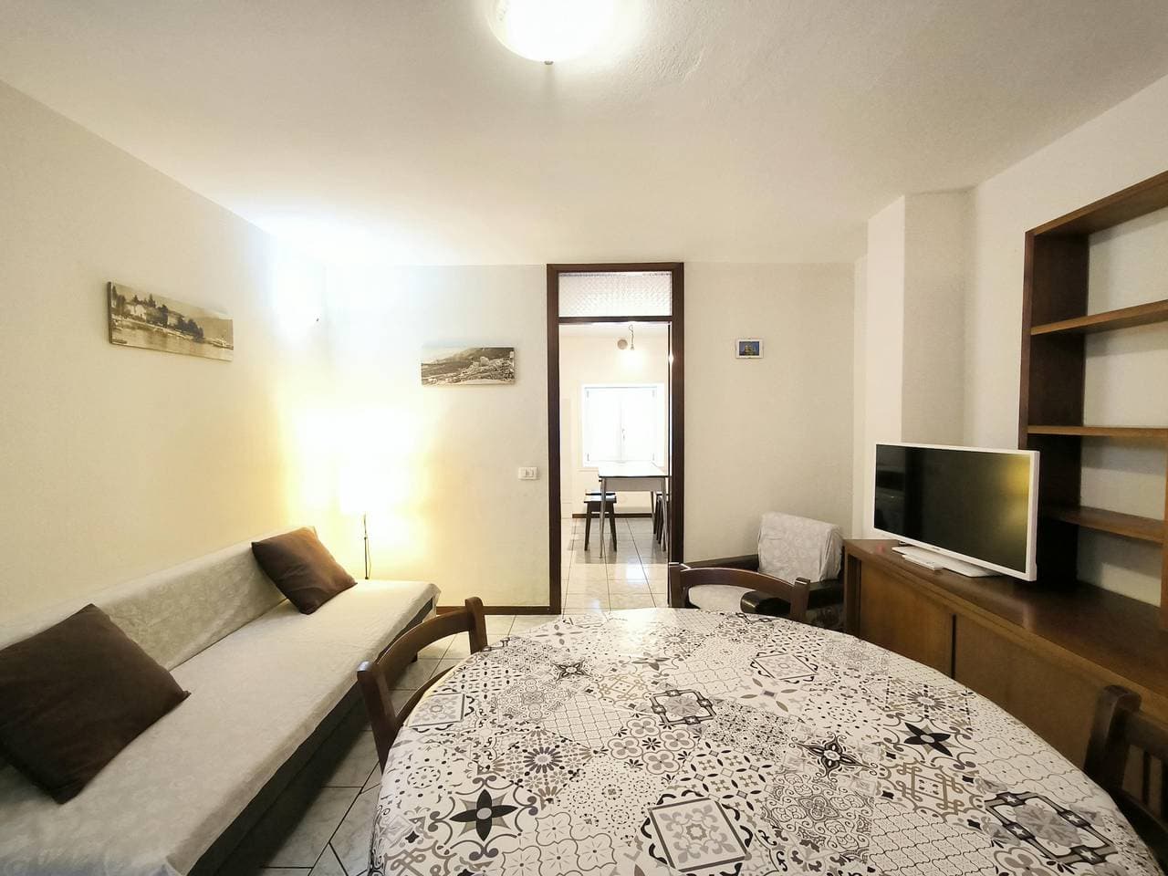 Foto 8 von 20: Ferienwohnung für 4 Personen mit Terrasse