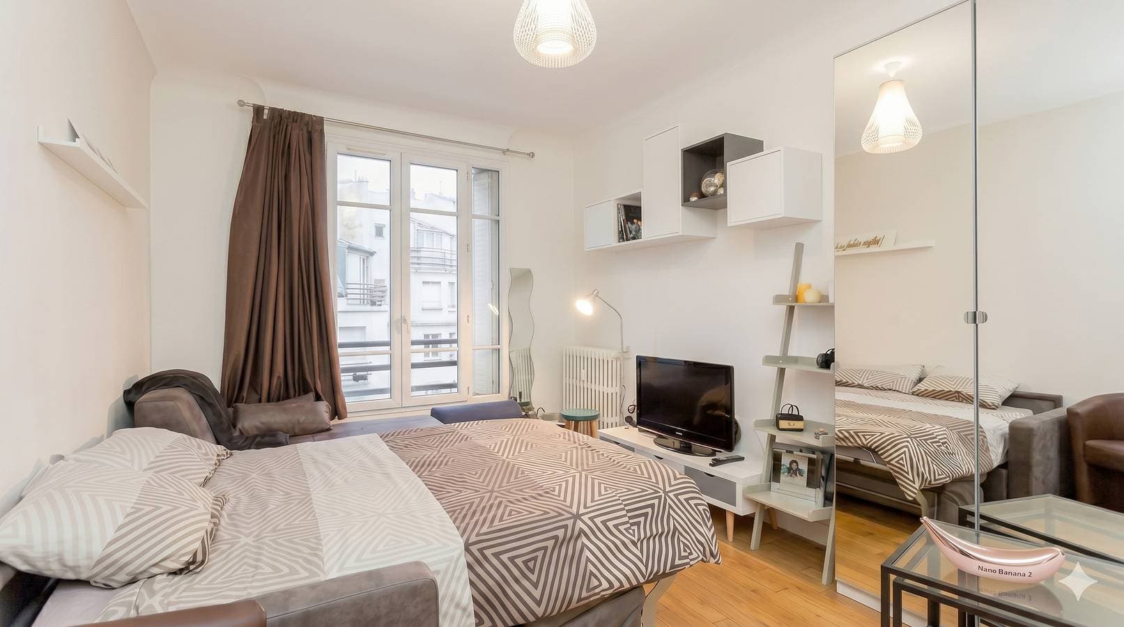Foto 8 von 16: Charmantes Studio mit Blick auf den Eiffelturm im 15 Jahrhundert von Paris