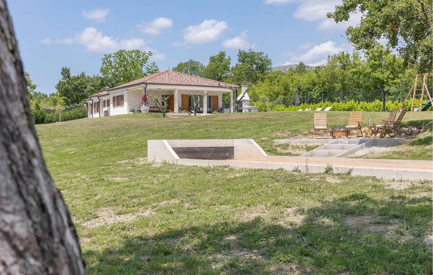 Foto 3 von 46: Reizend, 2 km von Buzet entfernt: Geräumige Ferienwohnung mit Pool und moderner Ausstattung