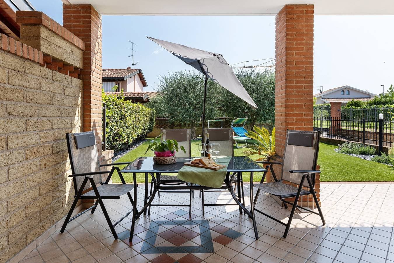 Foto 5 von 33: Ferienwohnung 'Katy Lake Lavanda ' mit privater Terrasse, WLAN und Klimaanlage