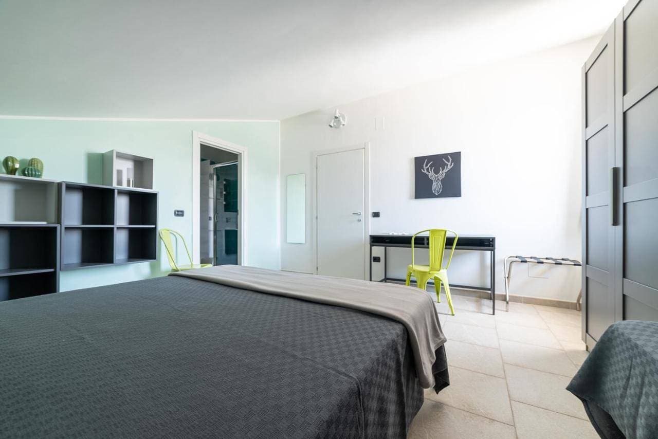 Foto 13 von 23: One-Bedroom Apartment with Balcony and Mountain View