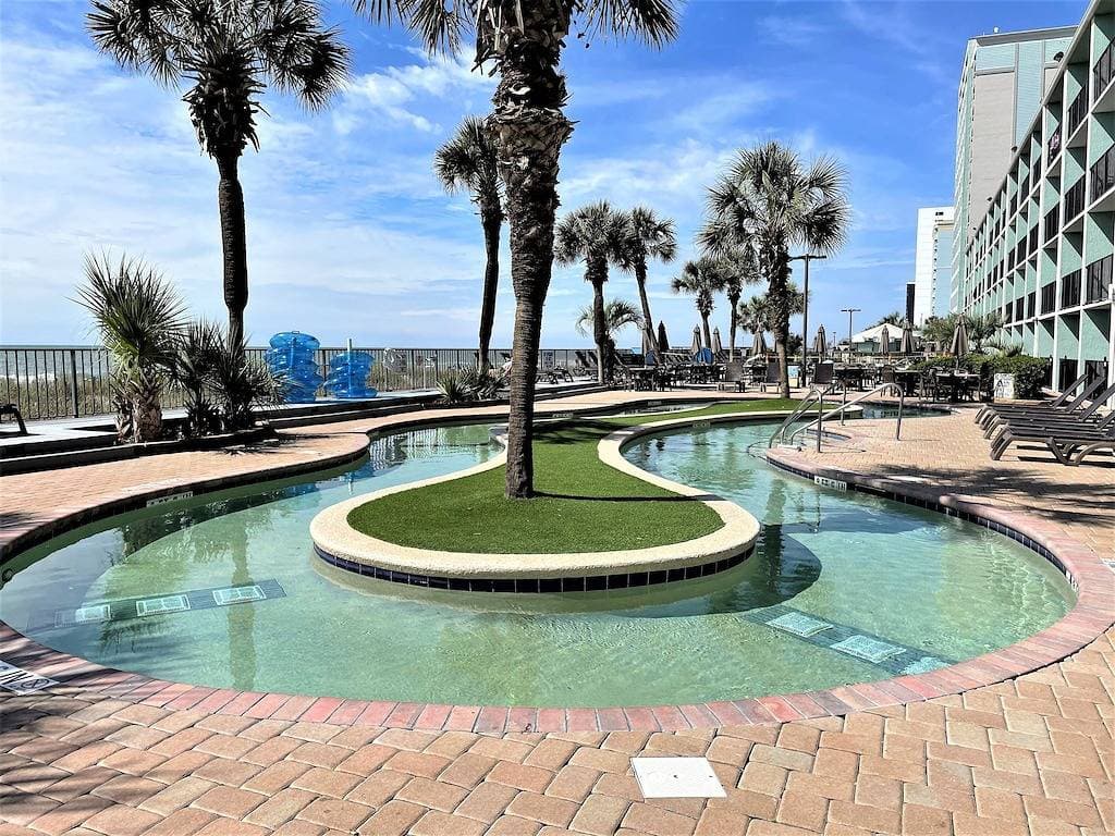 Foto 9 von 42: Private 9Th Fl Oceanview Condo; Fall Golf/Motorcycle Friendly Oceanfront Resort