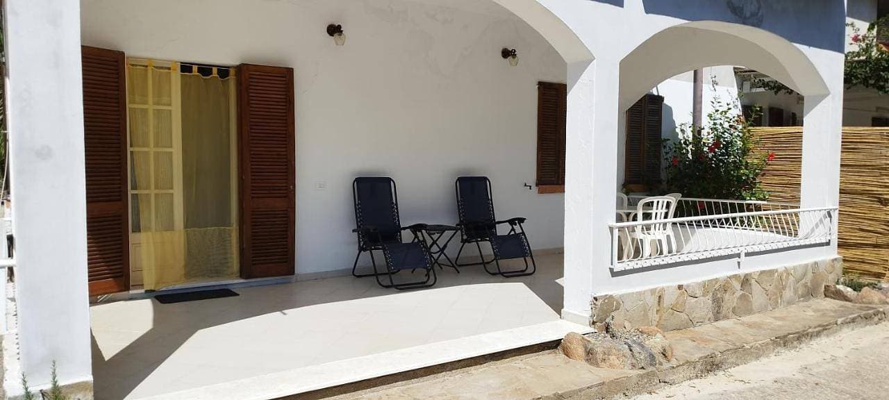 Foto 5 von 12: Three-Bedroom House