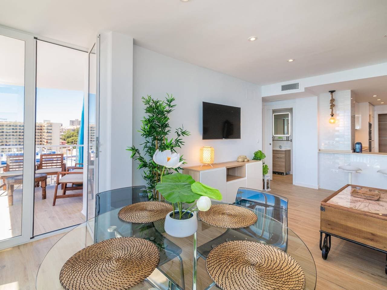 Foto 7 von 26: Ferienwohnung für 4 Personen mit Garten