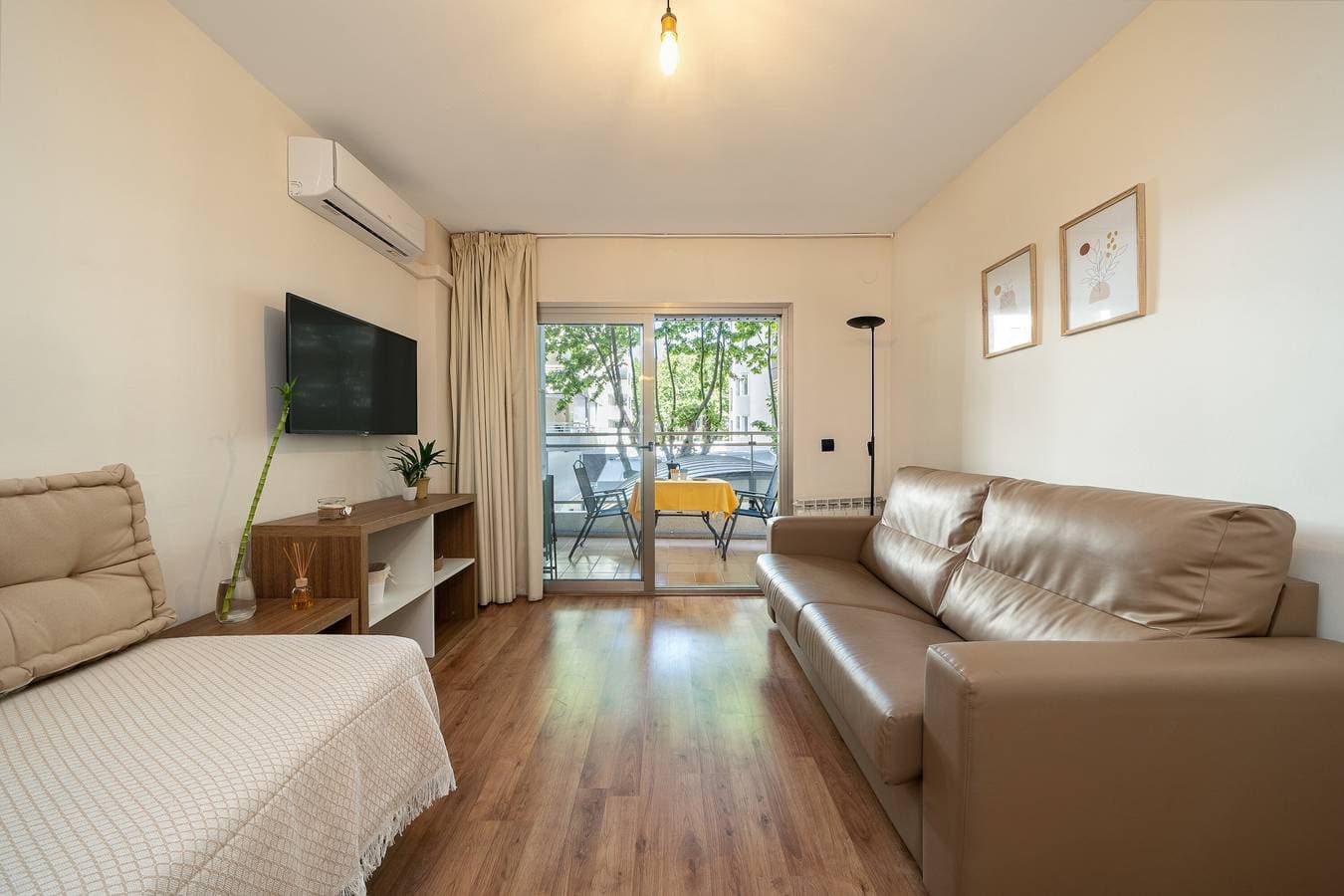 Foto 12 von 22: Ferienwohnung 'Apartamentos Salou - 112' mit Gemeinschaftspool, WLAN und Klimaanlage