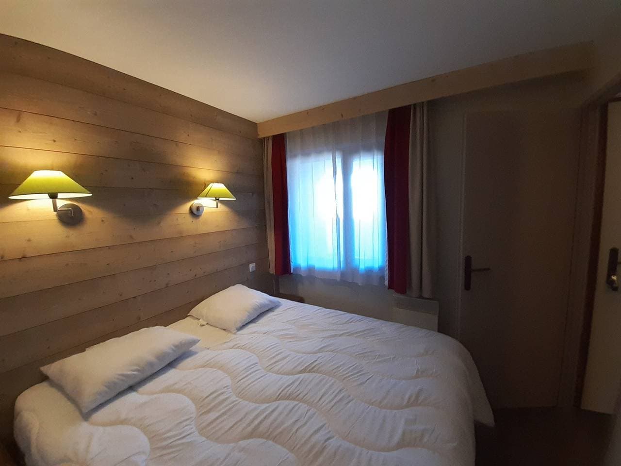 Foto 5 von 12: Geräumige Wohnung 5 Pers, Südbalkon, Parkplatz inkl.