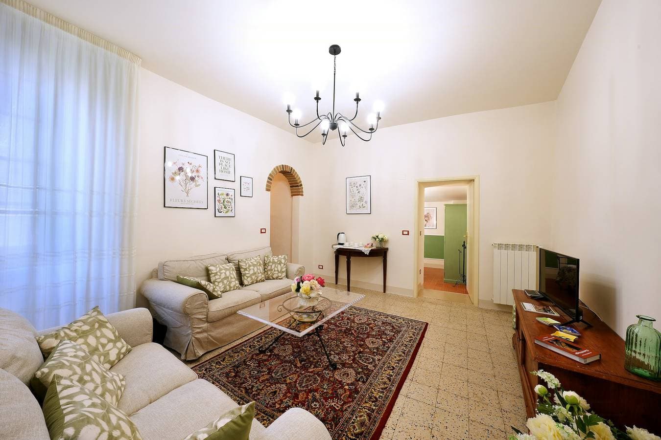 Foto 8 von 32: Historische Villa mit Blick auf den Trasimeno See