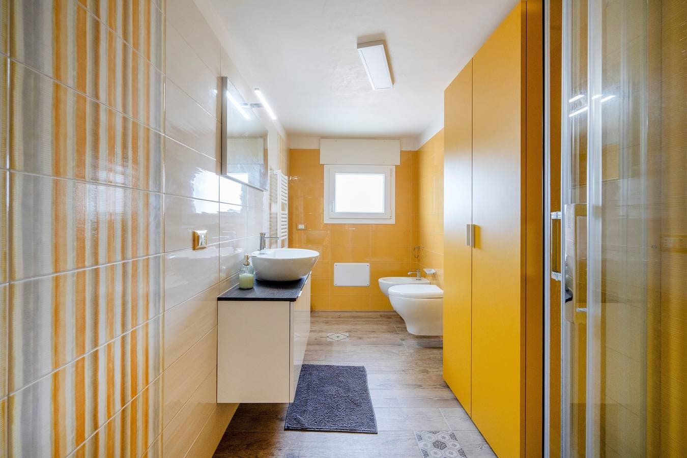 Foto 13 von 20: Ferienwohnung "Gufo Di Mare - Giallo" mit Meerblick und privater Terrasse