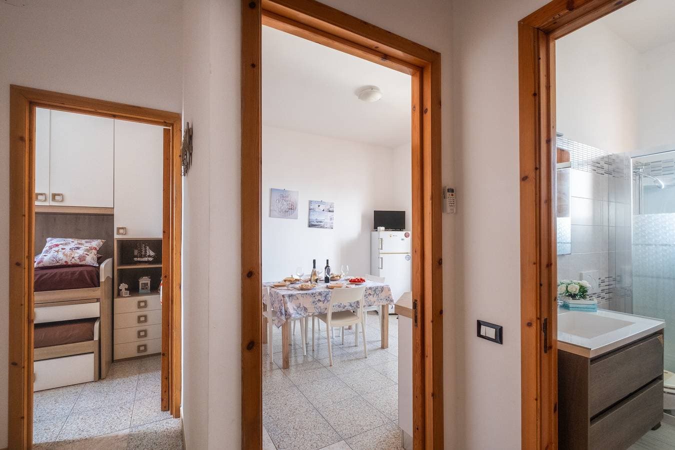 Foto 12 von 29: Ferienhaus 'Villetta San Foca' mit privatem Garten, WLAN und Klimaanlage