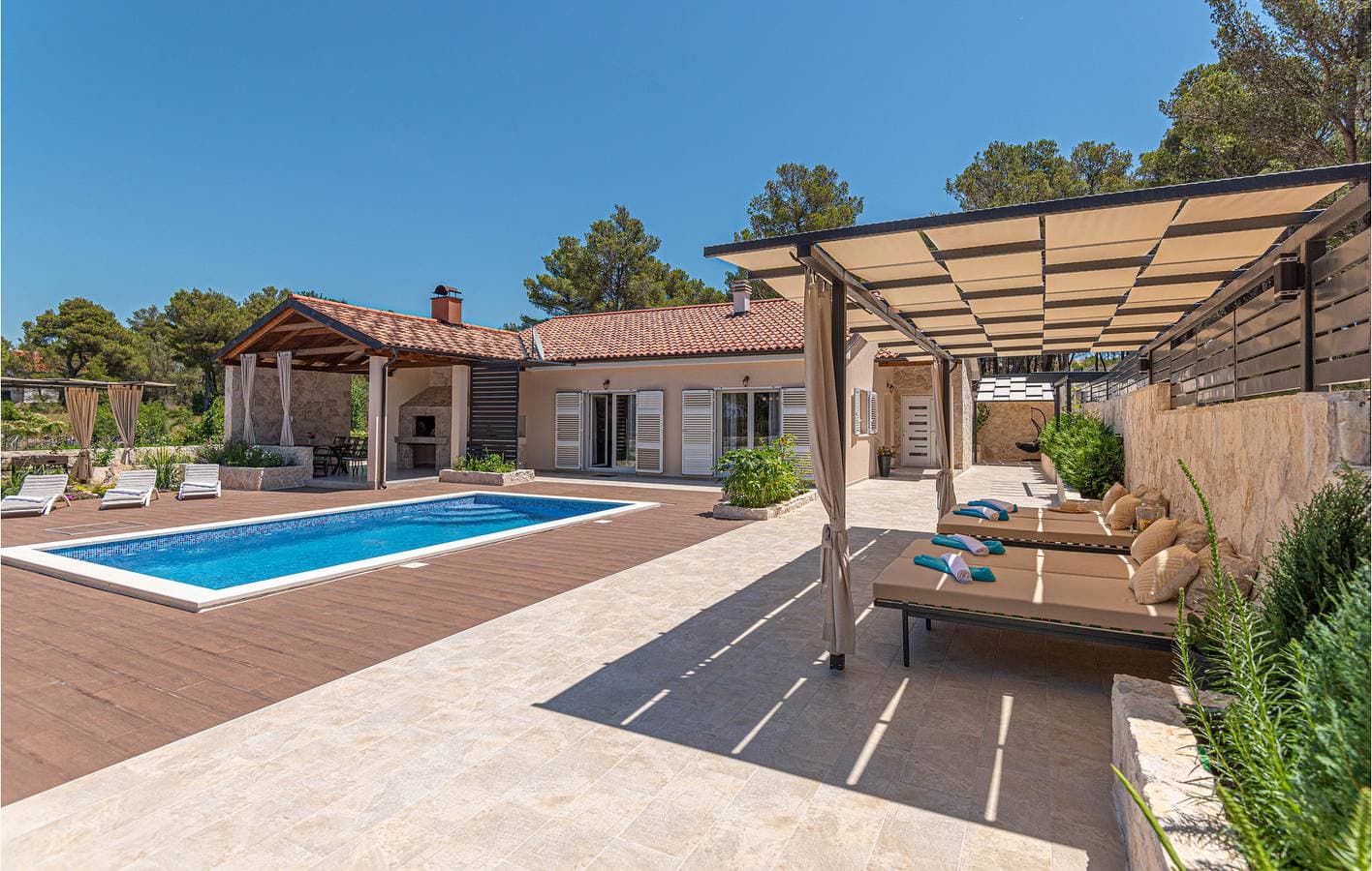 Foto 4 von 44: Gemütliche Ferienwohnung in Küstennähe mit Pool und Terrasse, 1,5 km von Zaboric entfernt