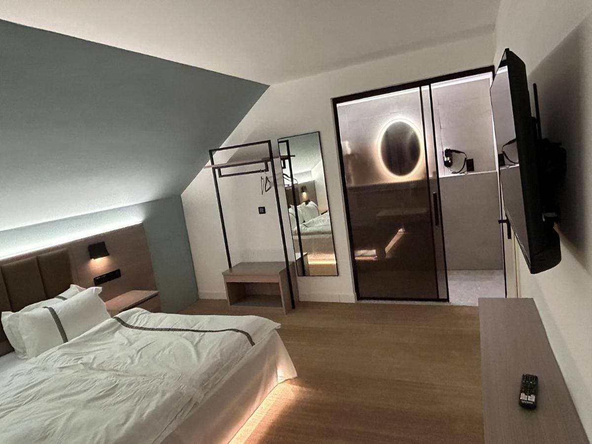 Foto 3 von 5: Double Room