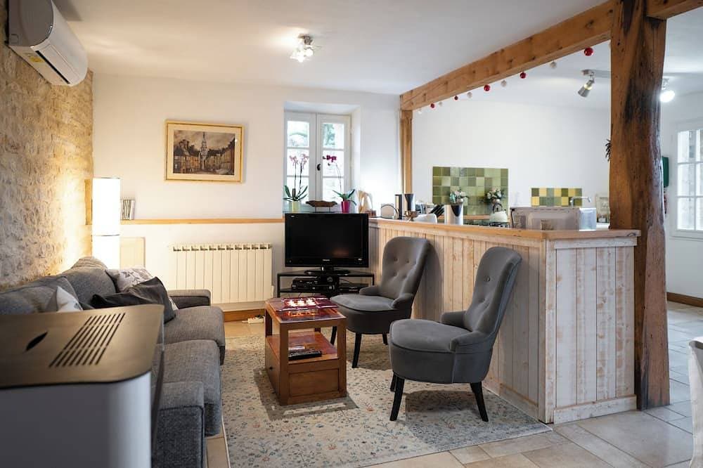 Le Grand Gite au Manoir de Carlucet close to Sarlat 1