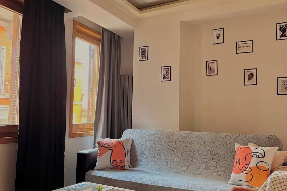 Foto 12 von 25: Taksim-Platz — Suite 01 mit 1 Schlafzimmer