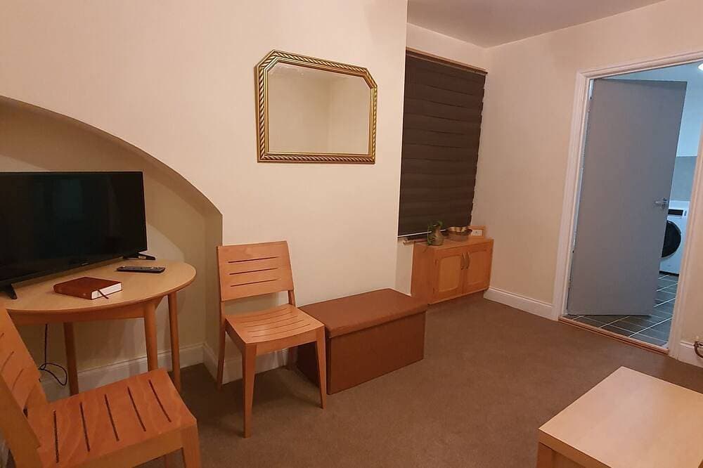 Foto 8 von 13: Apartment-Eigenes Badezimmer