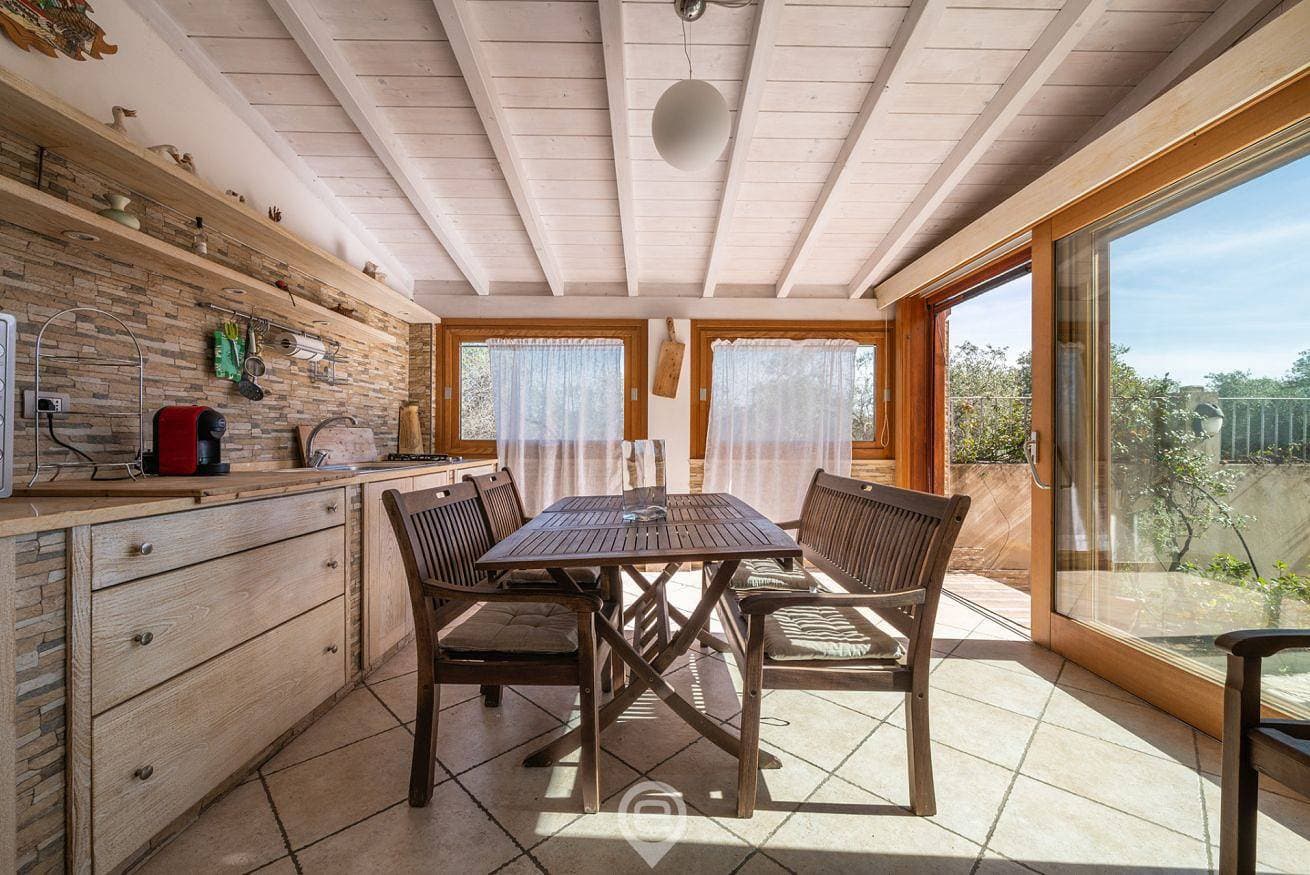 Foto 7 von 34: Ferienhaus für 5 Personen mit Balkon/Terrasse