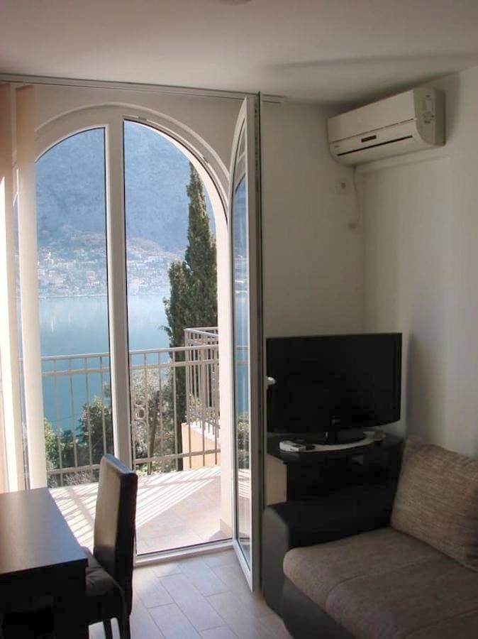 Foto 5 von 27: Studio Apartment with Sea View