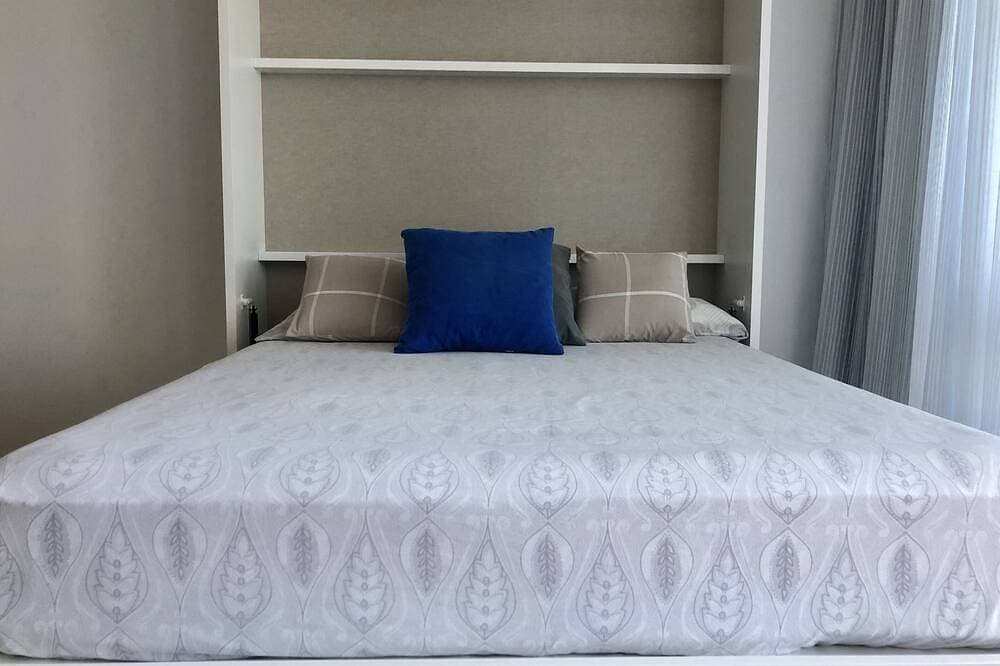 Foto 2 von 30: Schöne Ferienwohnung mit Pool, Garten und Meer
