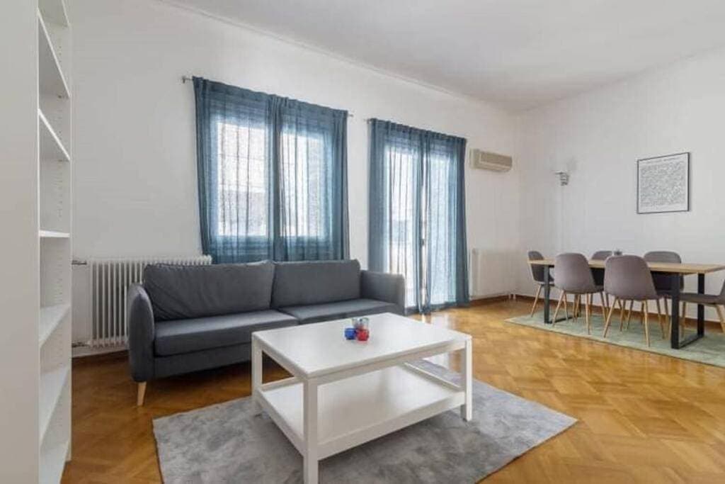 Foto 4 von 18: Three-Bedroom Apartment