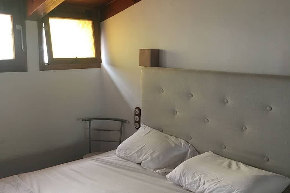 Foto 5 von 16: 'Villa Rubia' luxurious beachfront  house-chic Mediterranean Cadaques