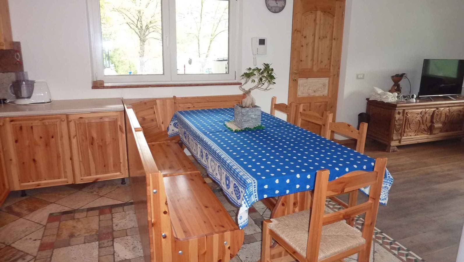 Foto 10 von 25: Ferienwohnung mit Terrasse und Parkplatz