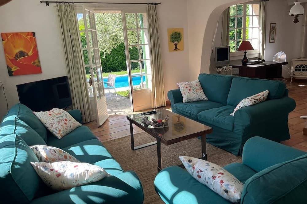 Foto 8 von 30: Charming house with air conditioning 5P+cottage +5P Heated pool Setting Provence