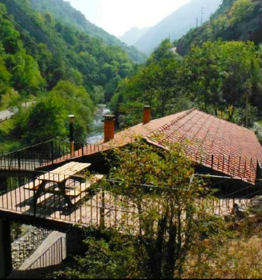 Apartamento con jacuzzi y chimenea, río Sella 1