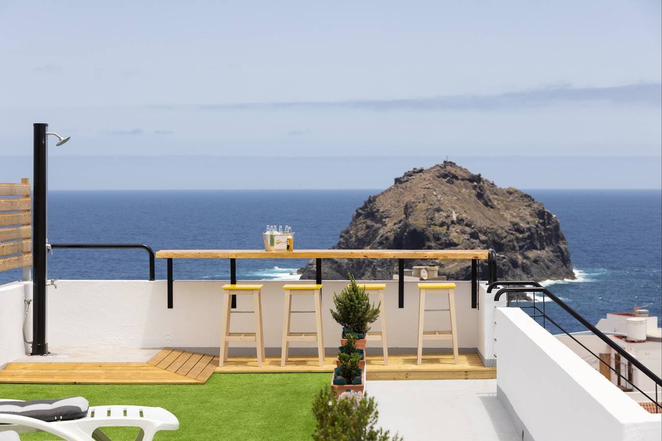 Room Nº3 Villa Slowly, Wifi, heated pool and views 1