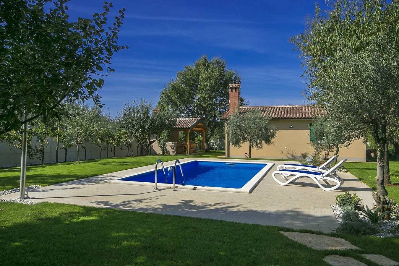 Foto 4 von 35: Villa Oliva - Haus mit Pool in der Nähe von Porec