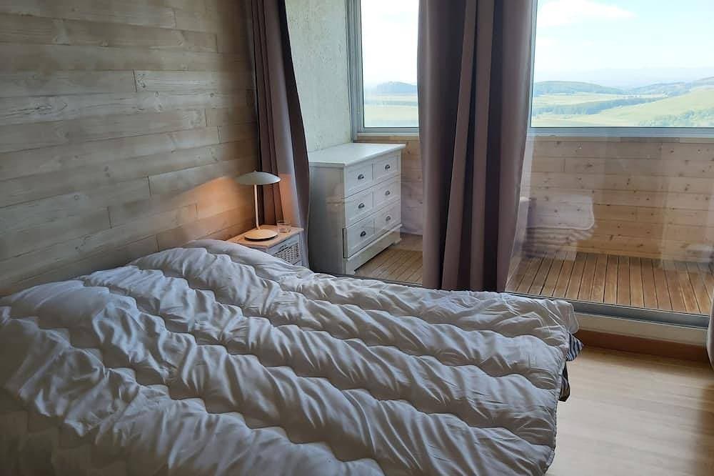 Foto 2 von 13: Superb 52m2 apartment not overlooked with 25m2 loggia.