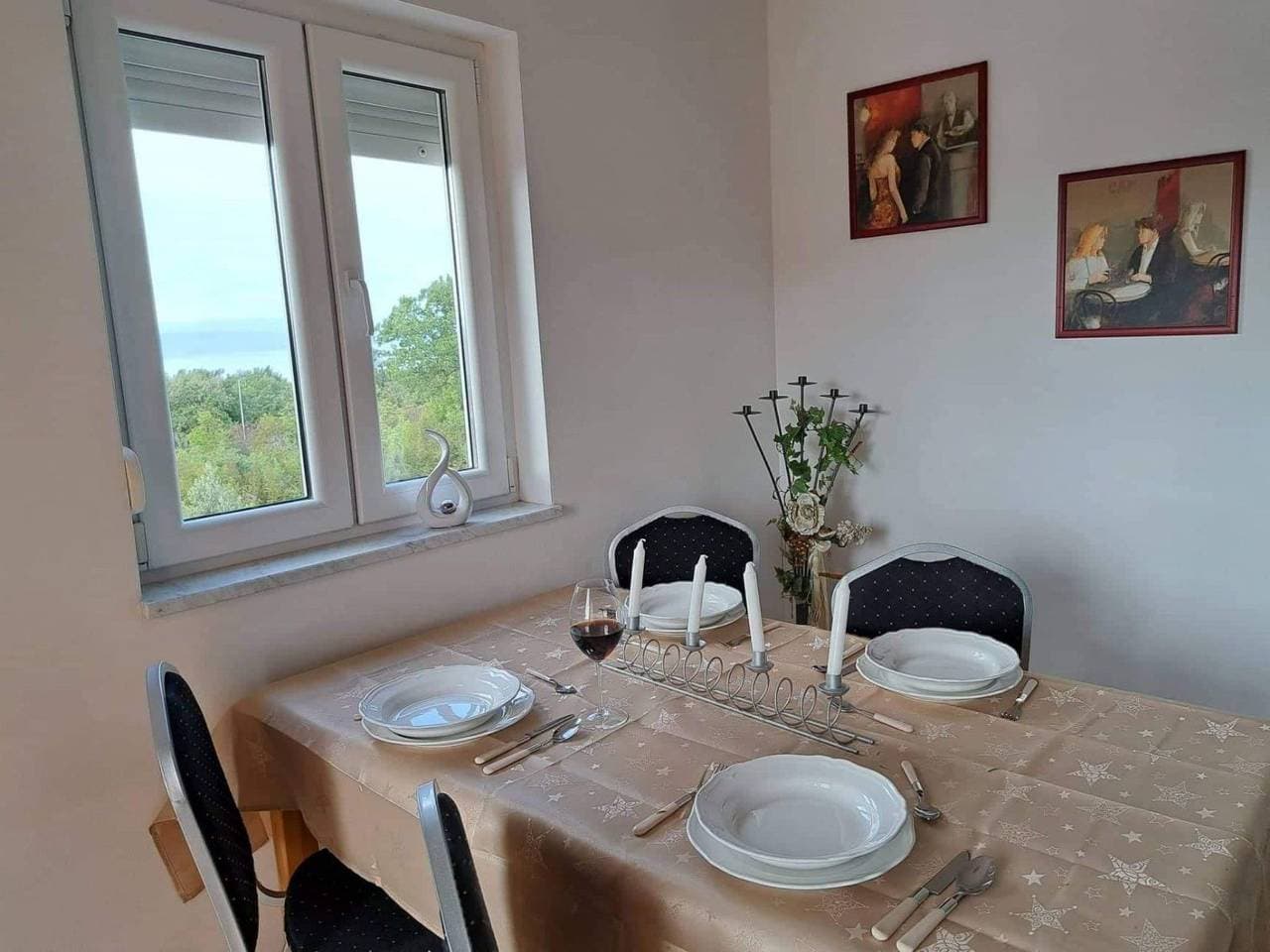 Foto 7 von 19: Wunderschöne Ferienwohnung, mit Meerblick und Pool