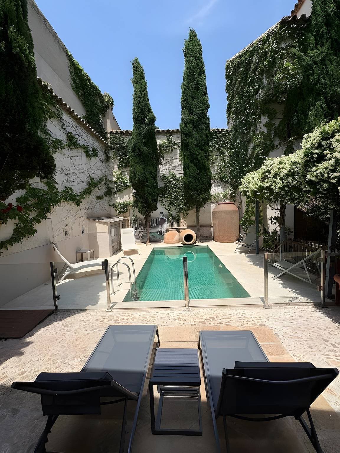 Foto 5 von 49: Zimmer Los Cipreses, Hotel Rural Consuegra, La Mancha