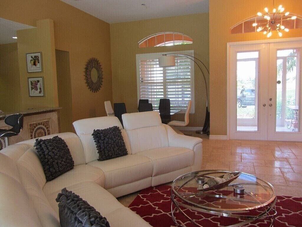 Foto 5 von 24: Gulf access, Wifi, Pool & Spa, Smart TV, Pool Solar, German TV