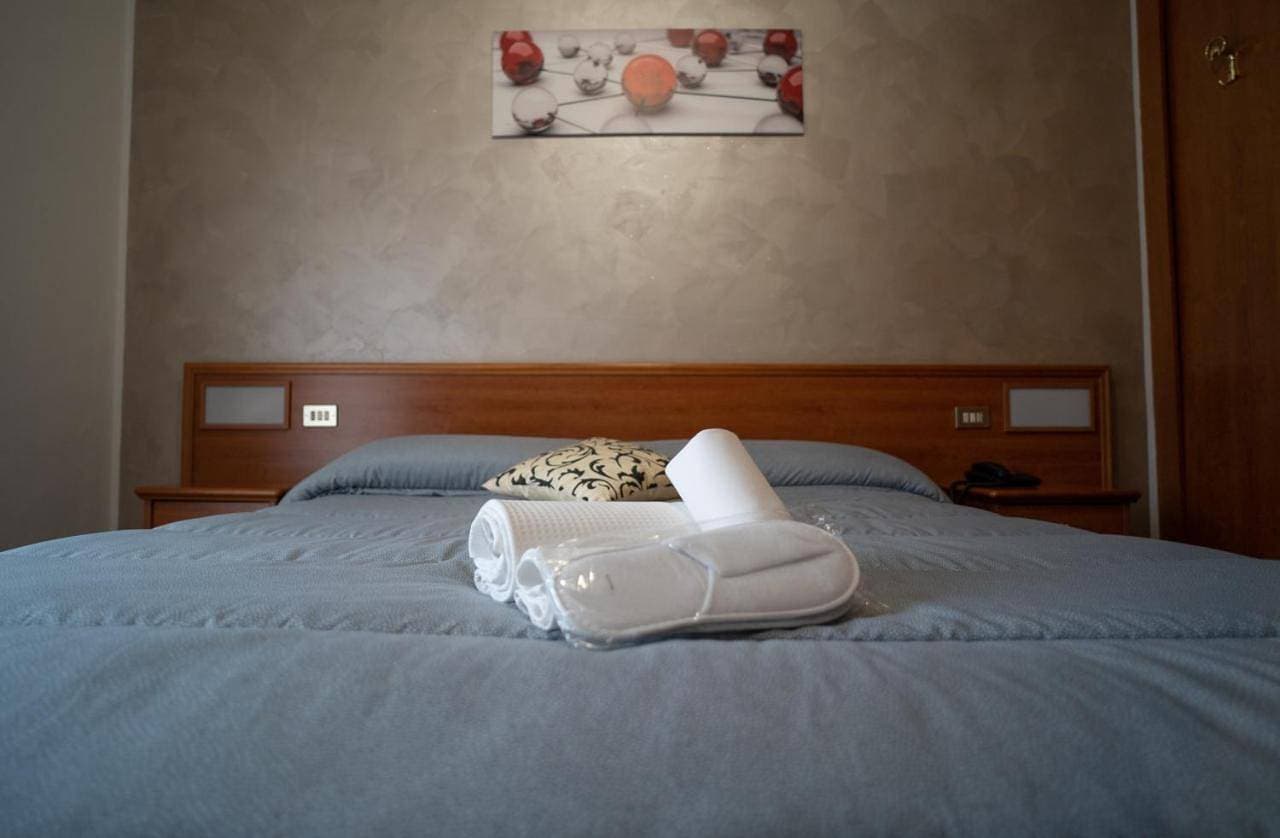 Foto 7 von 12: Double Room with Balcony