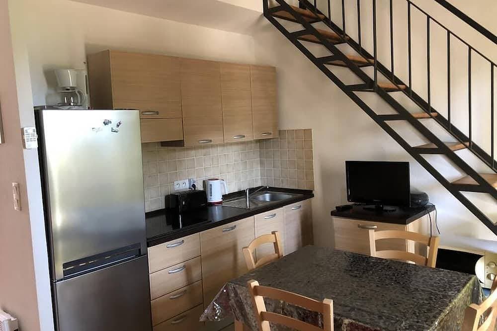 Korsika: Apartment in Residence *** 6 Personen - Schwimmbad am 100m Strand 1