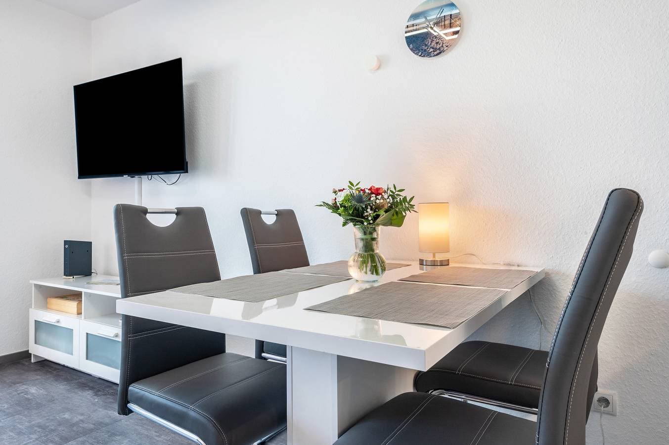 Foto 8 von 28: Ferienwohnung 'Hochparterre' mit Meerblick, Balkon und Wi-Fi