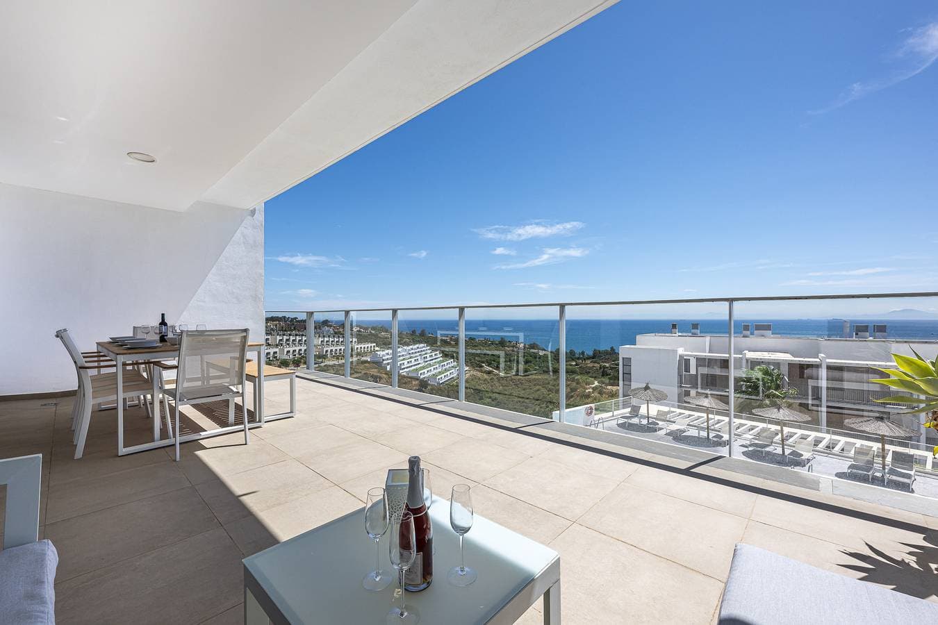 Sunrise Heights 2455 Sea View 1