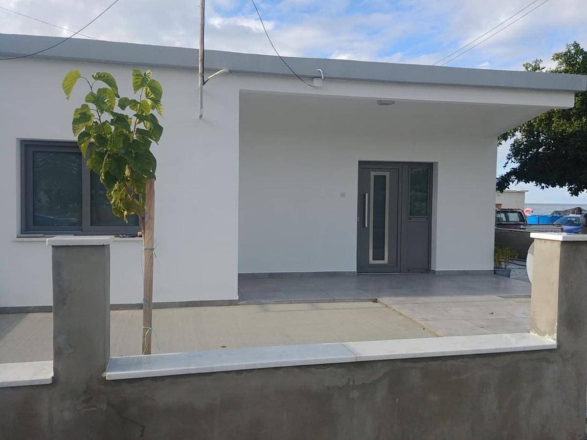 Foto 3 von 18: Three-Bedroom House