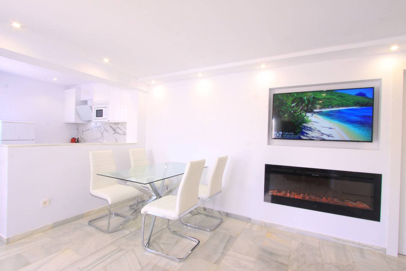 Foto 6 von 33: 1094 Luxurious Golden Beach Duplex Penthouse
