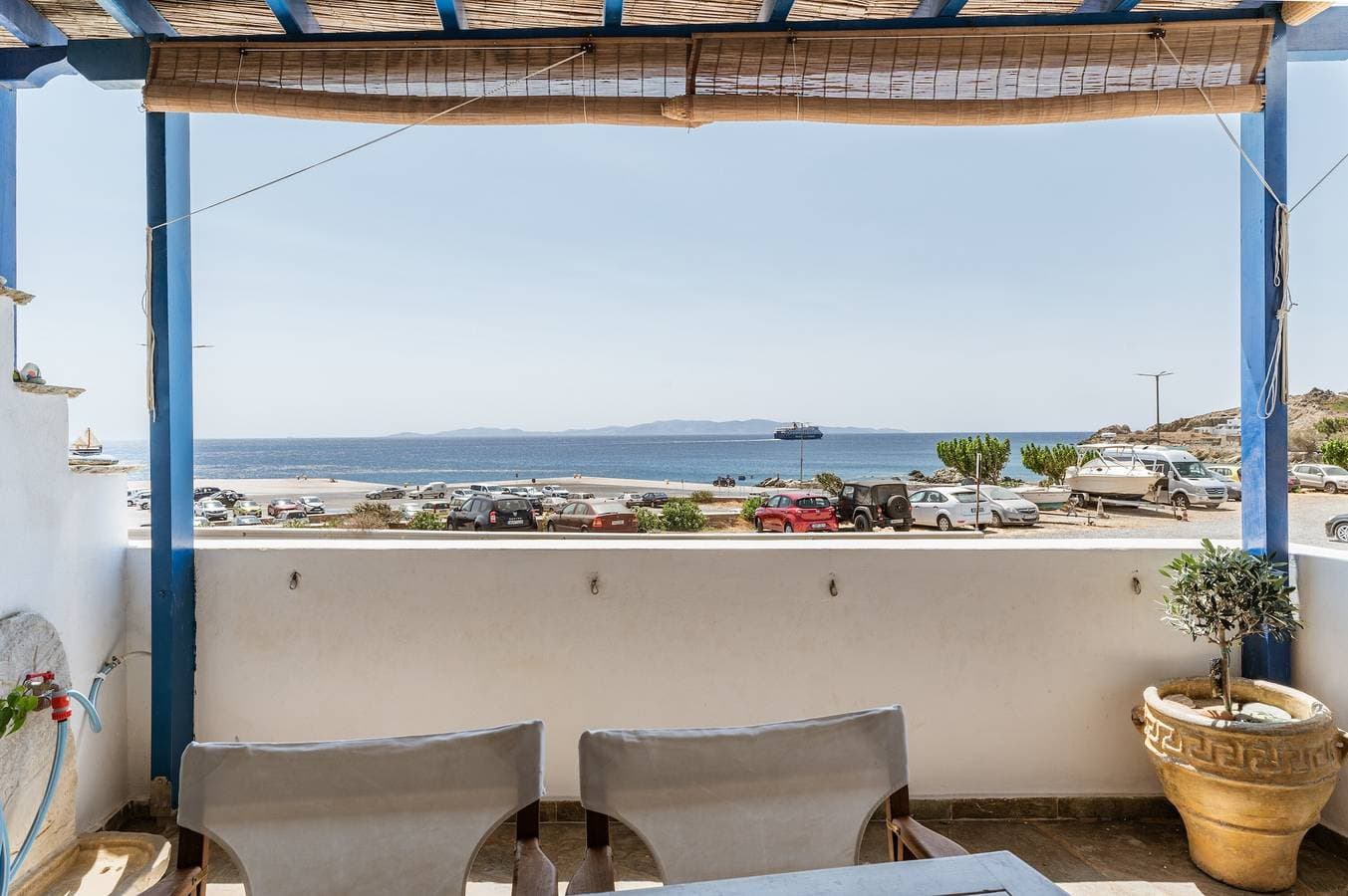Foto 6 von 34: Ferienhaus 'Waterfront Masterpiece' mit Meerblick, WLAN und Klimaanlage
