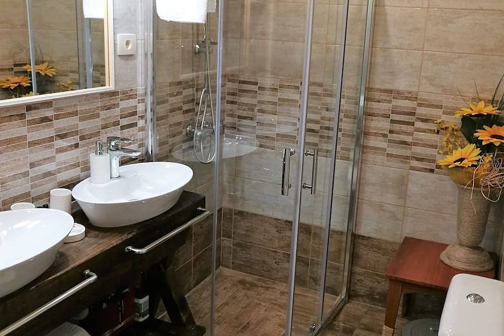 Foto 7 von 30: Nettes Ferienhaus, umgeben von Grünflächen