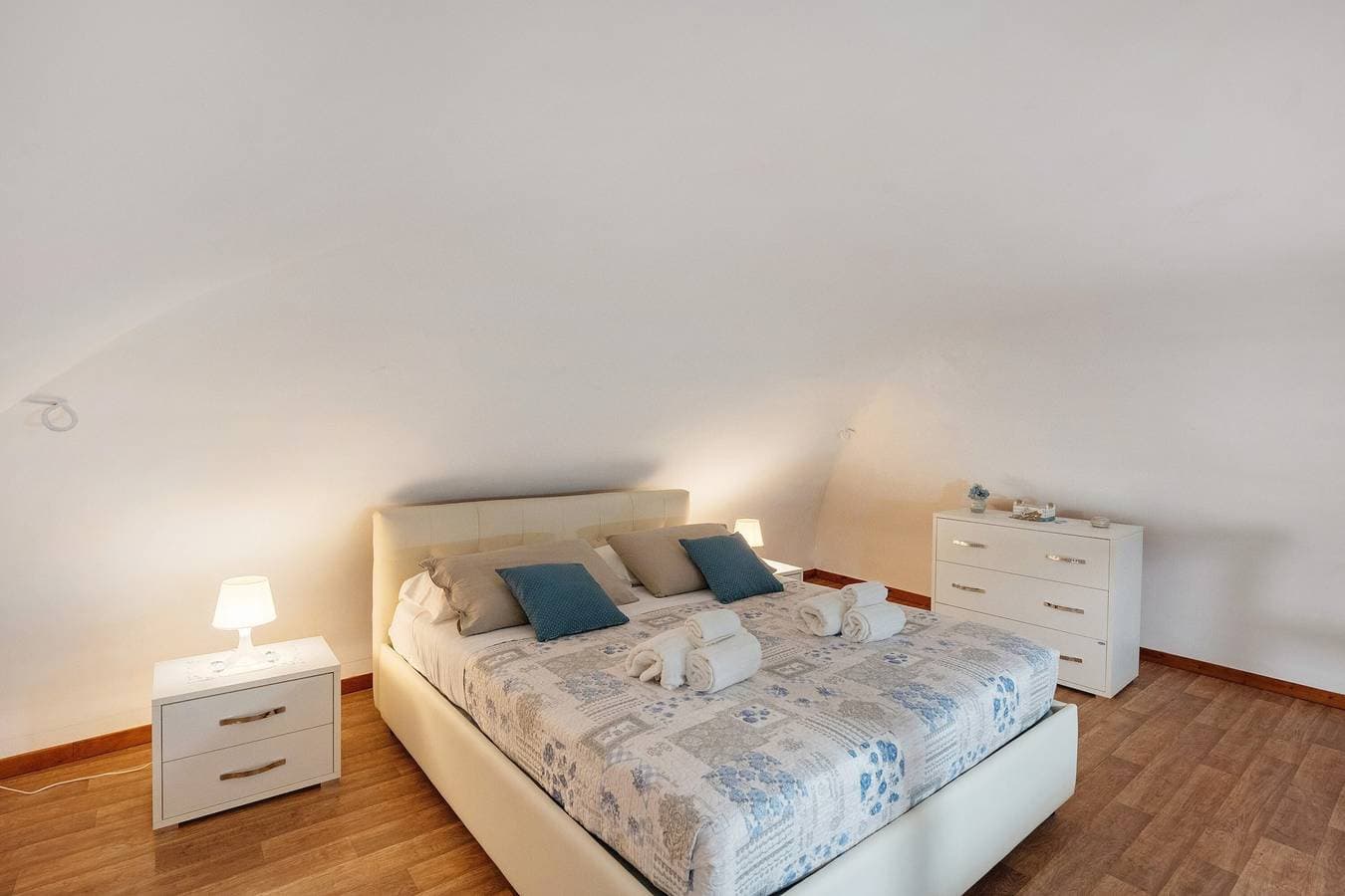 Foto 11 von 25: Ferienhaus 'La Volta Amalfi Coast' mit Meerblick, WLAN und Klimaanlage